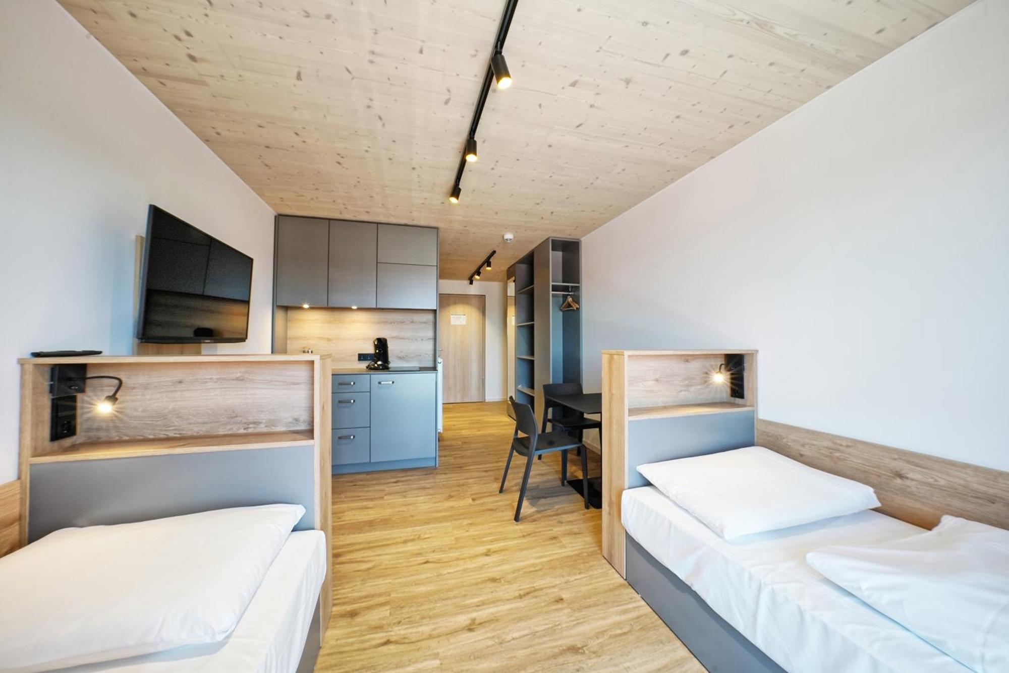 Timber One Boardinghouse Dorfen Aparthotel Luaran gambar