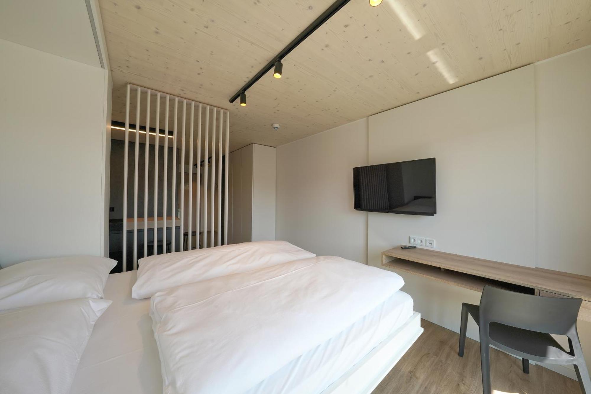 Timber One Boardinghouse Dorfen Aparthotel Luaran gambar