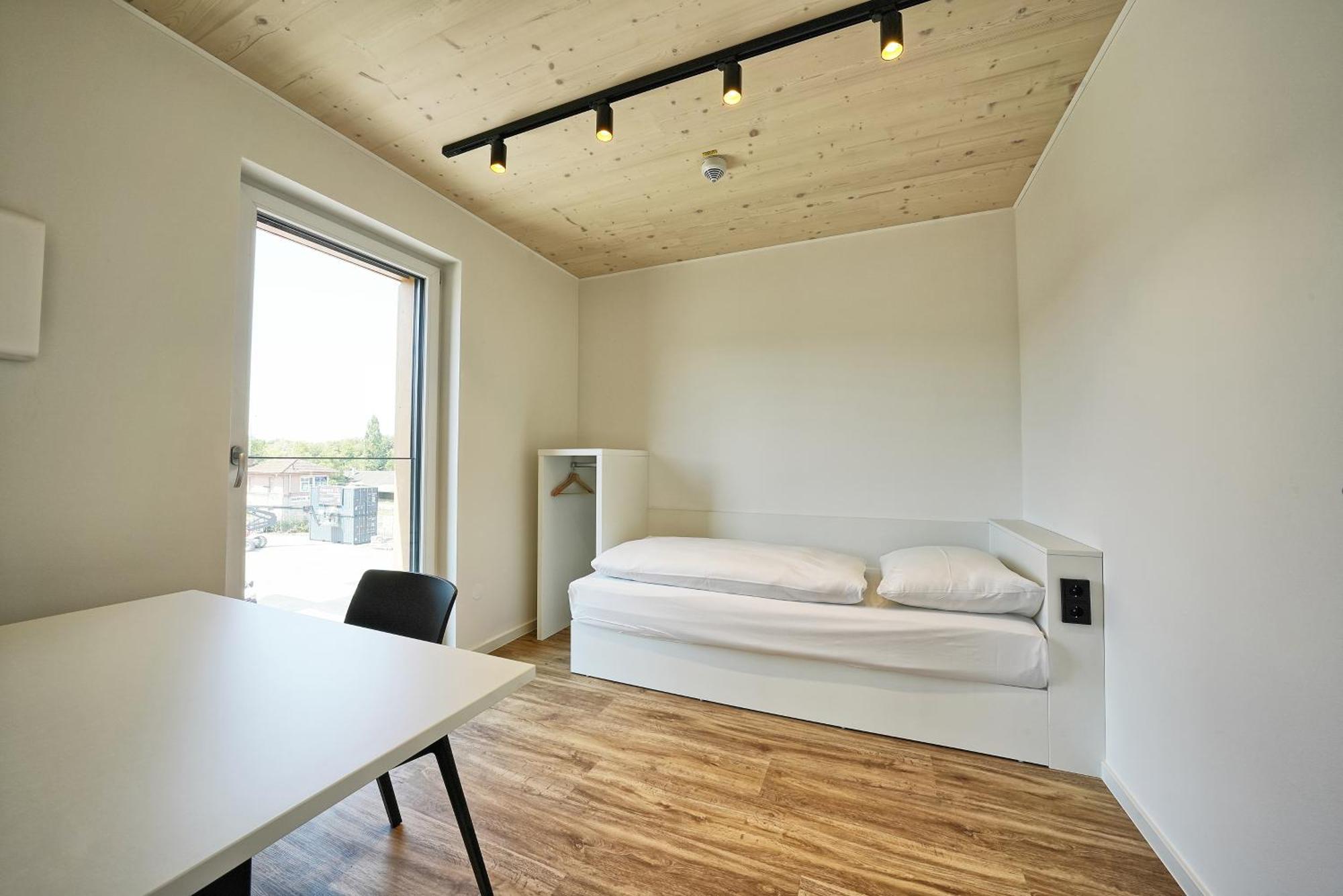 Timber One Boardinghouse Dorfen Aparthotel Luaran gambar