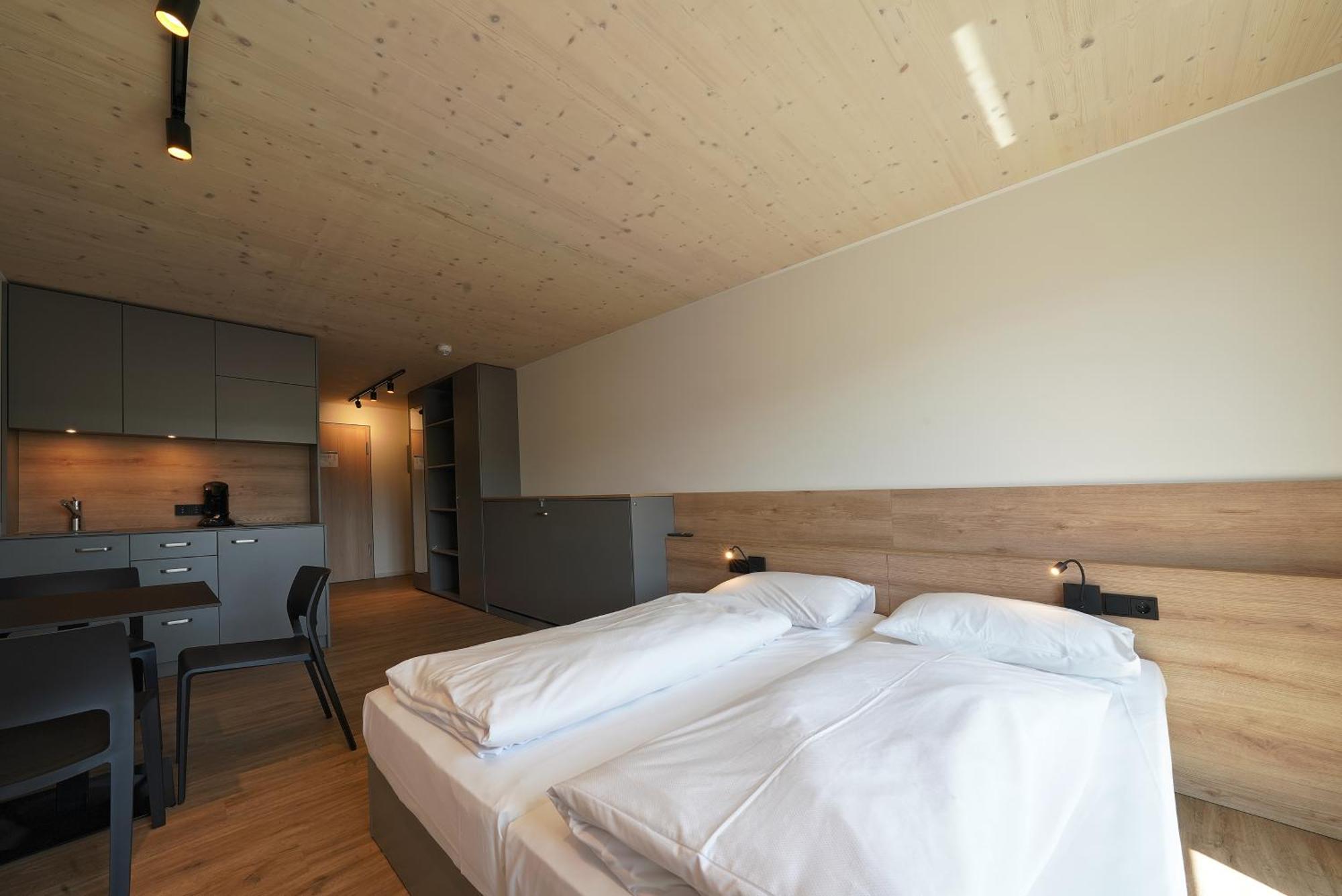 Timber One Boardinghouse Dorfen Aparthotel Luaran gambar